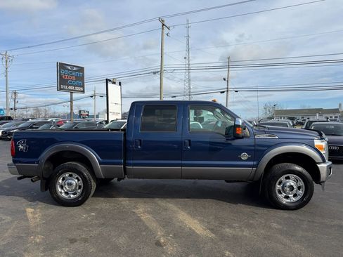 Used 2012 Ford F250 Lariat w/ Chrome Pkg AWD/4WD image 2