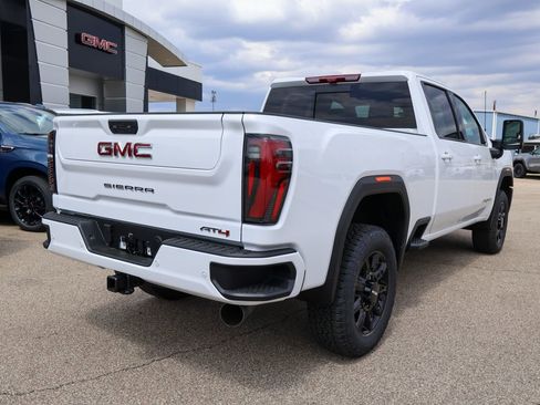 New 2026 GMC Sierra 2500 AT4 image 3