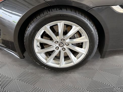 Used 2014 Jaguar F-TYPE Convertible RWD image 28