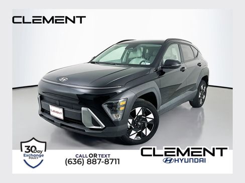 Certified 2025 Hyundai Kona SEL AWD/4WD image 1