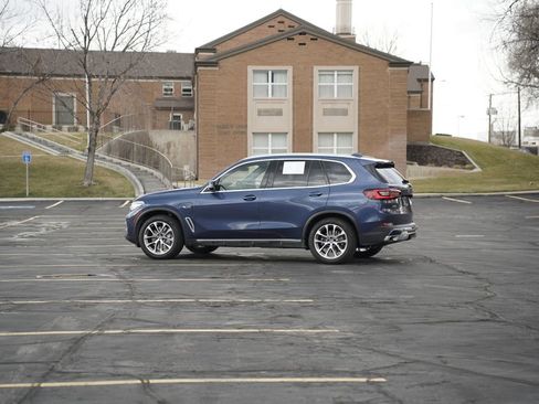 Used 2023 BMW X5 xDrive45e image 7