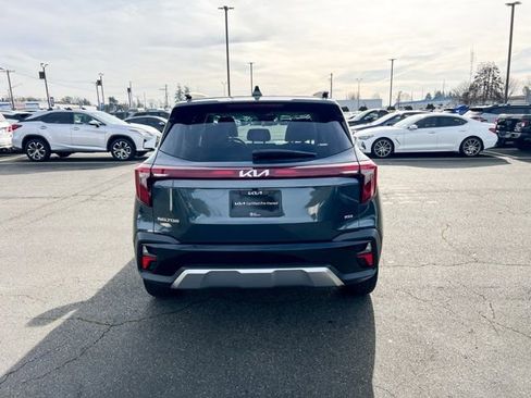 Certified 2024 Kia Seltos EX image 9