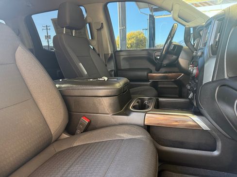 Used 2021 Chevrolet Silverado 1500 LT Trail Boss w/ LPO, Dark Essentials Package AWD/4WD image 33