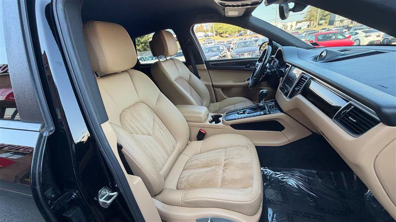 Used 2018 Porsche Macan S AWD/4WD image 8