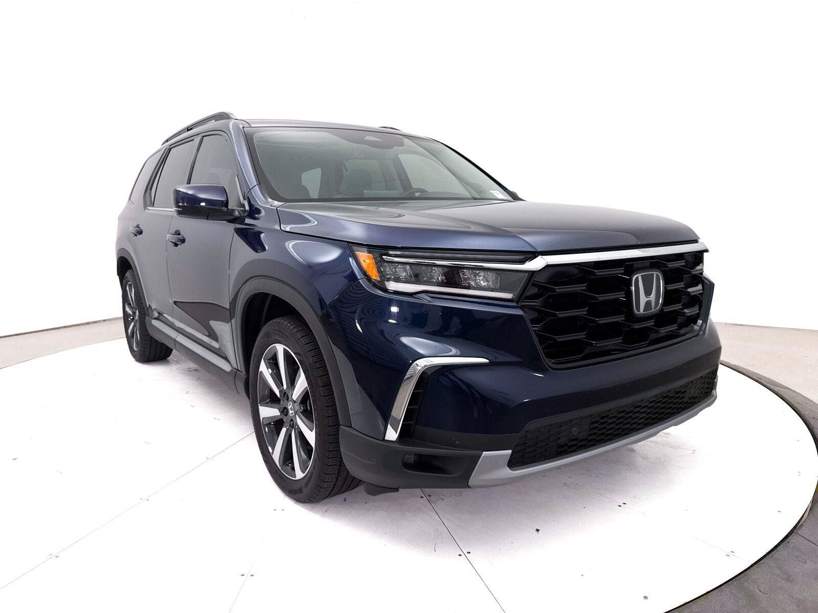 Used 2024 Honda Pilot Touring image 14