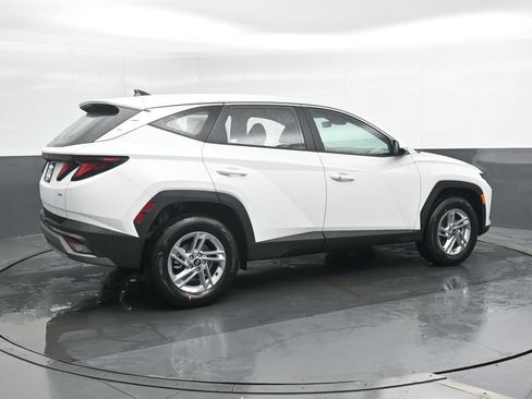 New 2026 Hyundai Tucson SE AWD/4WD image 2