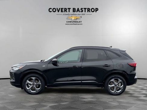 Used 2024 Ford Escape ST-Line w/ Tech Pack #1 FWD image 4