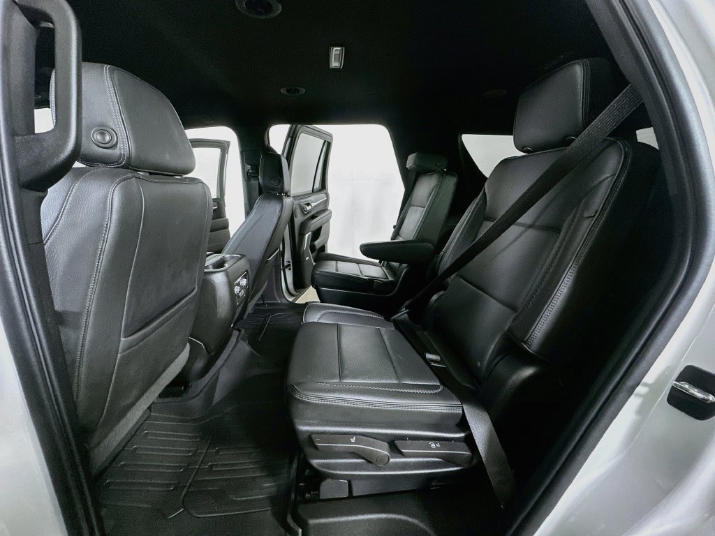 Used 2022 GMC Yukon Denali AWD/4WD image 17