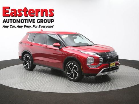 Used 2024 Mitsubishi Outlander SE AWD/4WD image 48