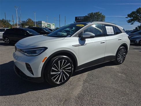 Used 2024 Volkswagen ID.4 S image 6