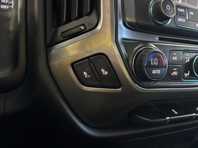 Used 2018 Chevrolet Silverado 1500 LT w/ All Star Edition AWD/4WD image 28