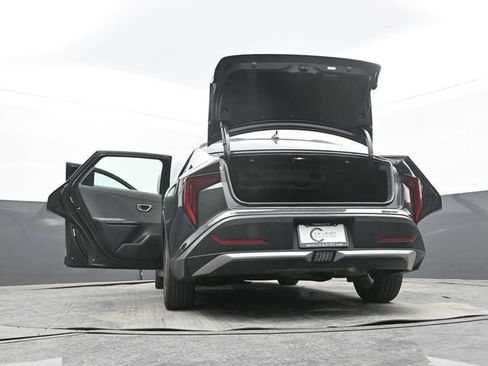 Used 2025 Kia K4 LXS image 65