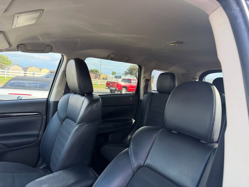 Used 2019 Mitsubishi Outlander LE FWD image 10