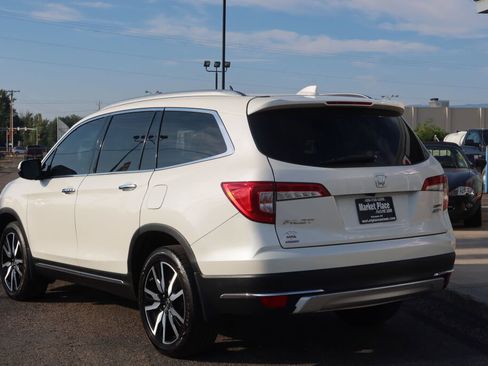 Used 2019 Honda Pilot Touring image 4