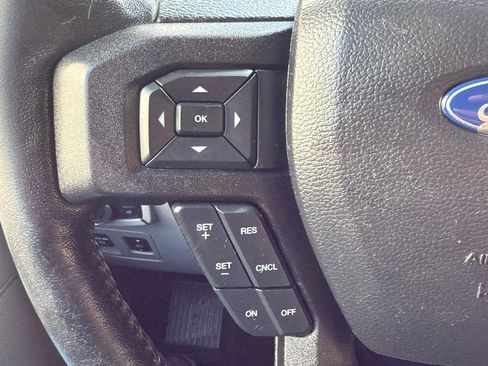 Used 2018 Ford F150 XLT w/ Equipment Group 302A Luxury image 12