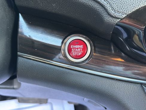 Used 2016 Honda CR-V EX-L image 23