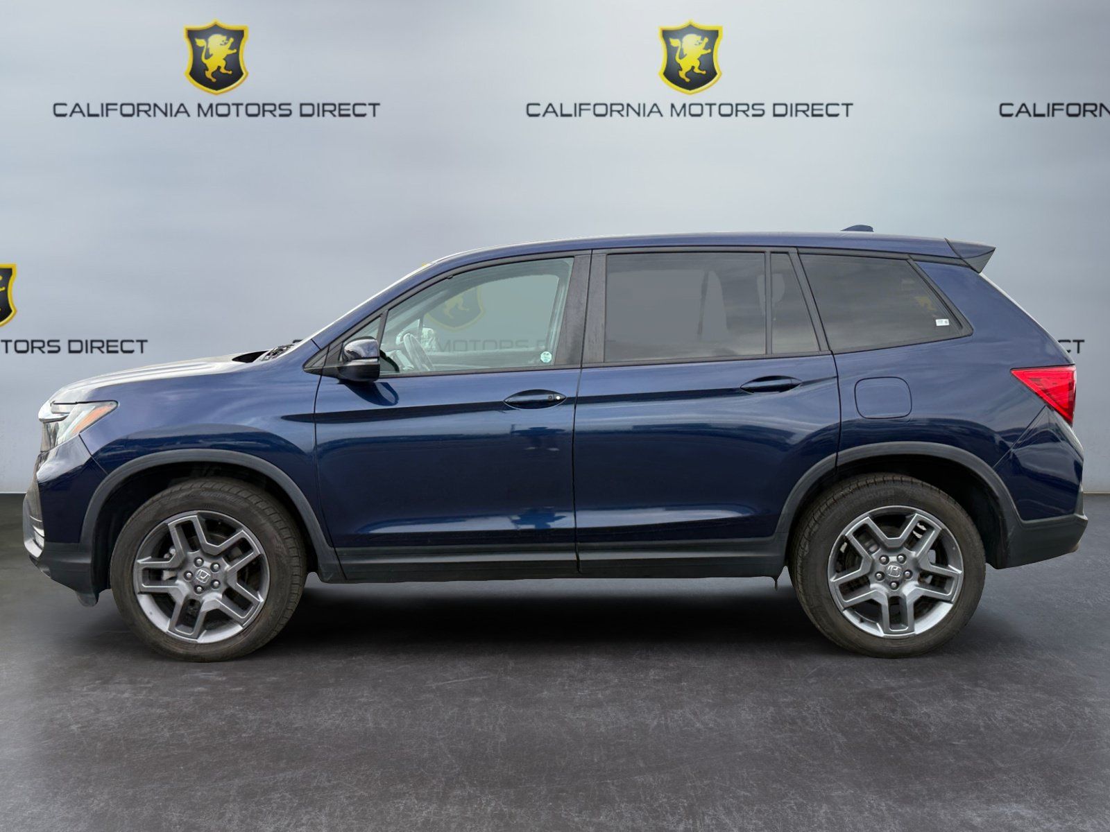 Used 2022 Honda Passport EX-L image 2