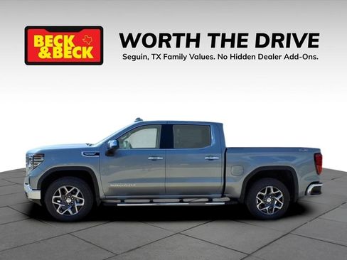 New 2026 GMC Sierra 1500 SLT image 8