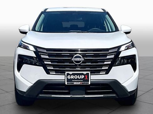 New 2026 Nissan Rogue SV FWD image 3