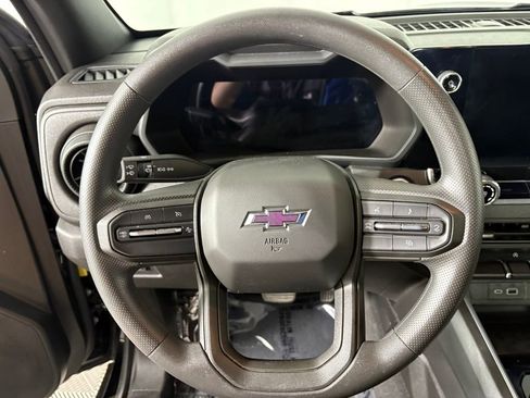 Used 2024 Chevrolet Colorado Trail Boss image 14