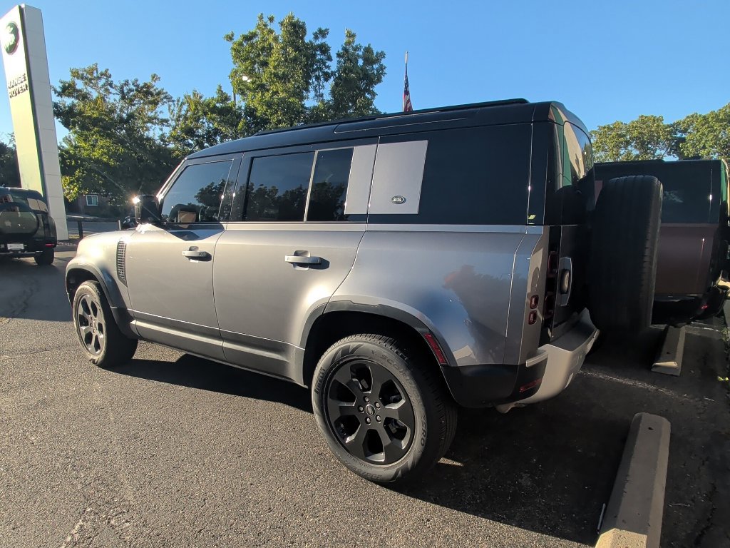 Certified 2024 Land Rover Defender 110 S AWD/4WD image 3