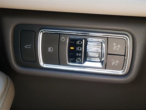 Used 2023 Lincoln Aviator Reserve w/ Equipment Group 201A image 21