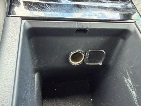 Used 2019 Jeep Compass Latitude FWD image 24