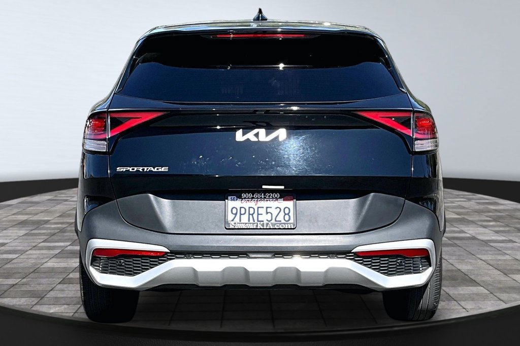 Used 2025 Kia Sportage EX FWD image 23