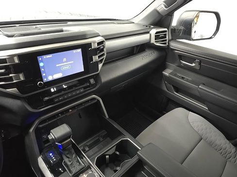 Used 2025 Toyota Tundra SR5 AWD/4WD image 25