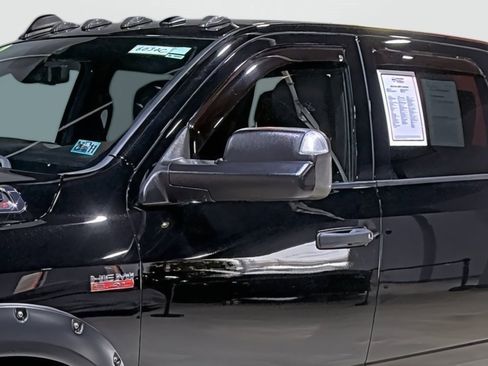 Used 2022 RAM 2500 Tradesman w/ Chrome Appearance Group image 8