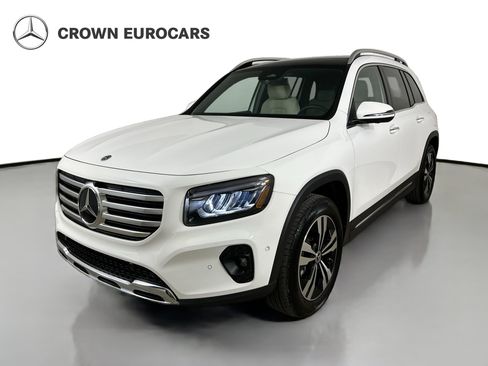 Used 2026 Mercedes-Benz GLB 250 4MATIC image 1