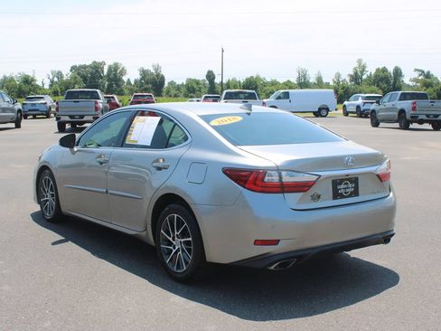 Used 2018 Lexus ES 350 w/ Luxury Package w/Wood Trim FWD image 7
