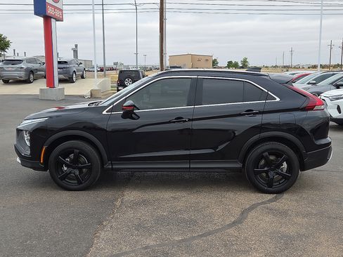 Used 2025 Mitsubishi Eclipse Cross SE image 2