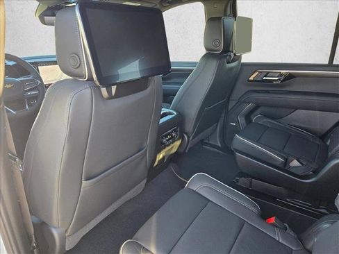 New 2026 Chevrolet Tahoe Premier image 16