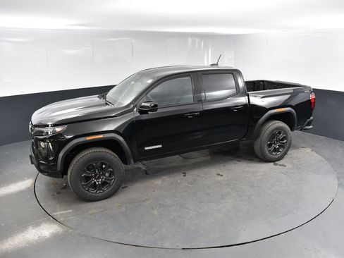 New 2025 GMC Canyon Elevation w/ Convenience Package image 33