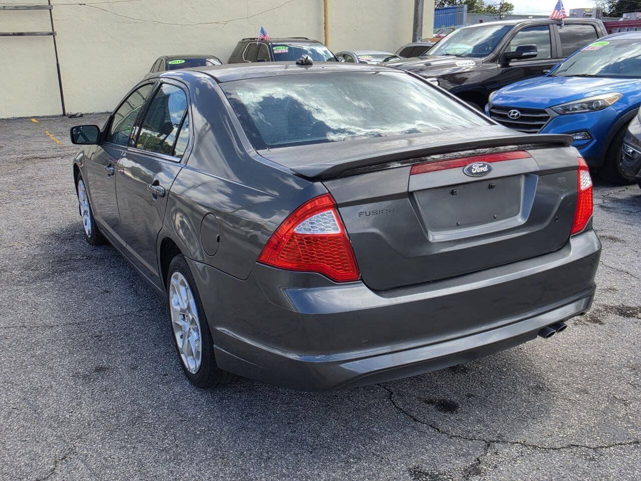 Used 2011 Ford Fusion SE w/ 202A Rapid Spec Order Code FWD image 5