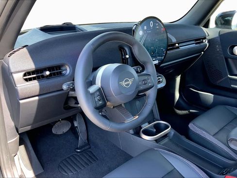 New 2026 MINI Cooper 2-Door Hardtop FWD image 8