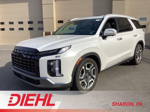 Used 2023 Hyundai Palisade Limited w/ Cargo Package image 3