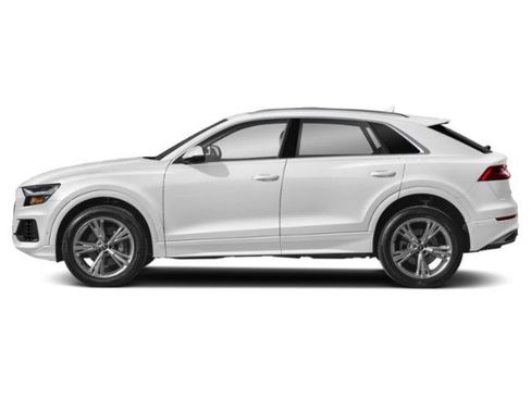 Used 2022 Audi Q8 Premium Plus image 3