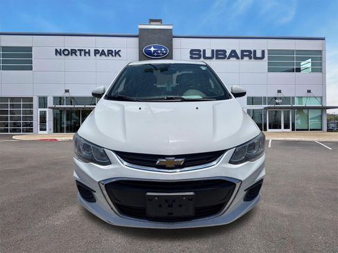 Used 2019 Chevrolet Sonic Premier FWD image 2