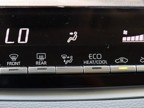 Used 2023 Toyota Corolla LE w/ Carpet Mat Package (TMS) FWD image 45