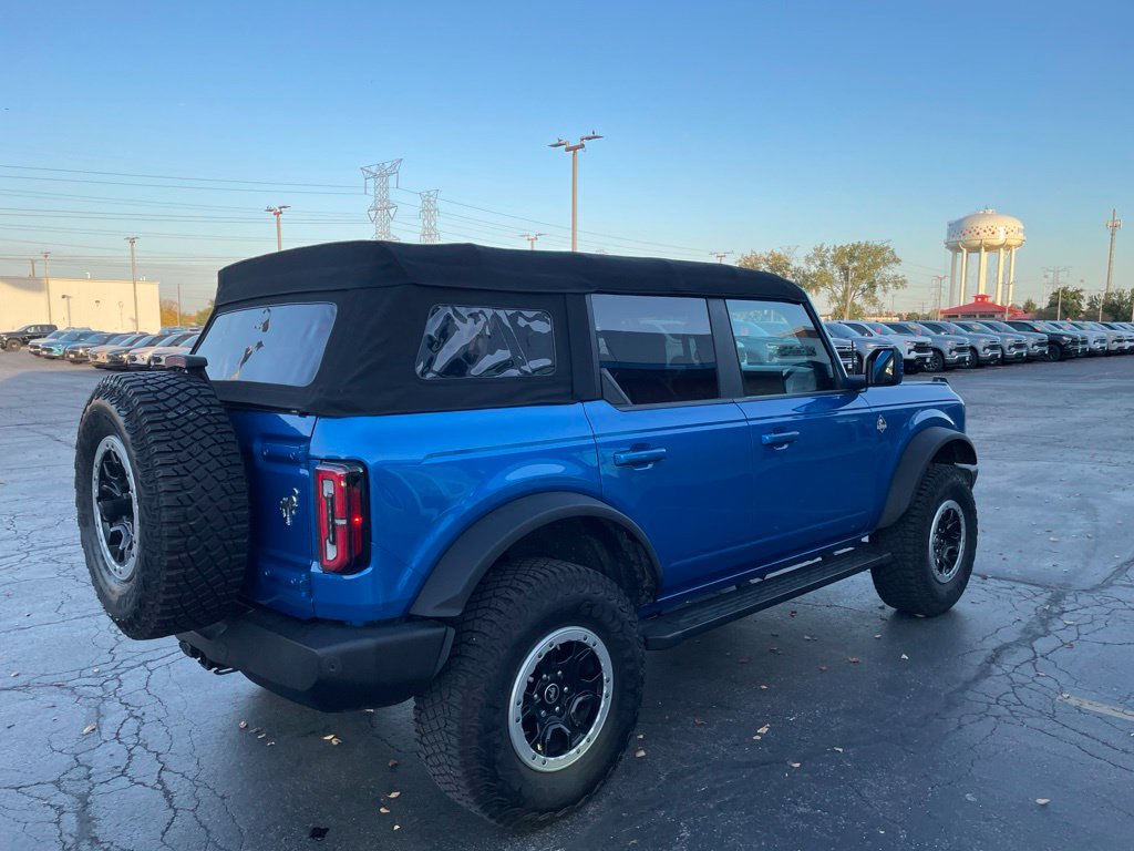 Used 2023 Ford Bronco Outer Banks w/ Sasquatch Package AWD/4WD image 5