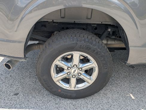 Used 2025 Ford F150 Lariat AWD/4WD image 11