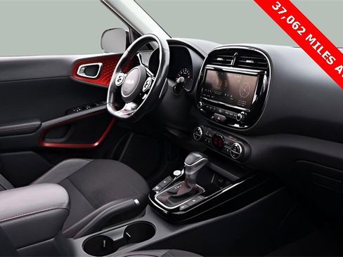Used 2022 Kia Soul Turbo image 23