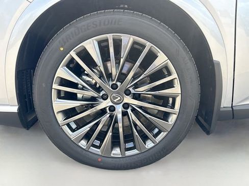 New 2026 Lexus RX 450h AWD image 44