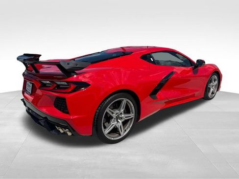Used 2022 Chevrolet Corvette Stingray Coupe w/ Z51 Performance Package RWD image 5