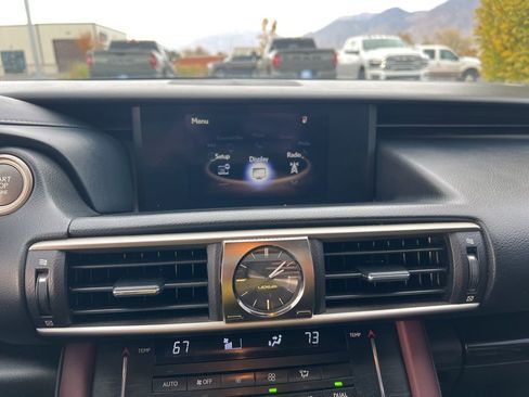 Used 2018 Lexus IS 300 image 11