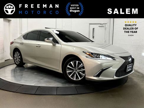 Used 2021 Lexus ES 300h w/ Accessory Package 2 FWD image 1