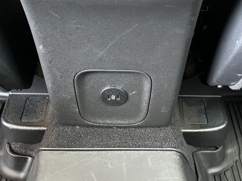 Used 2024 Ford Escape ST-Line w/ Tech Pack #1 AWD/4WD image 43
