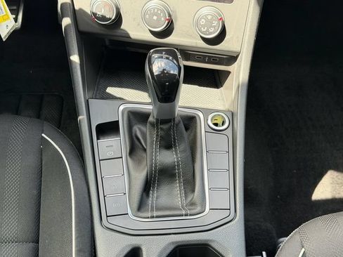 Certified 2023 Volkswagen Jetta Sport FWD image 20